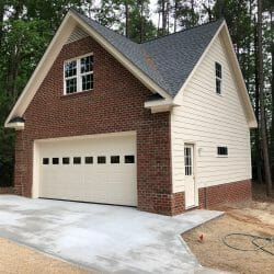 specialty garage with room for in-law apartment or workshop